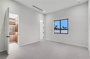 12190 NW 6th St, Miami, FL 33182 - Photo 27