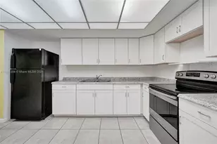 1201 S Ocean Dr, Hollywood, FL 33019 - Photo 9