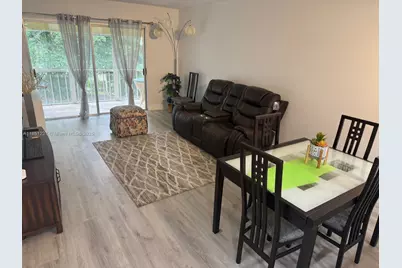 1102 Bahama Bnd #D2, Coconut Creek, FL 33066 - Photo 9