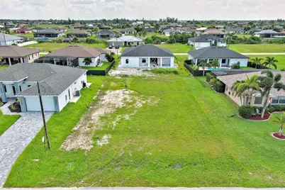 1025 NW 35th Place, Cape Coral, FL 33993 - Photo 3