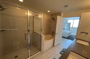 999 SW 1st Ave, Miami, FL 33130 - Photo 11