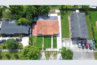 460 Grand Canal Dr, Miami, FL 33144 - Photo 5
