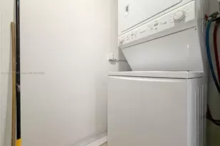 460 Grand Canal Dr, Miami, FL 33144 - Photo 15