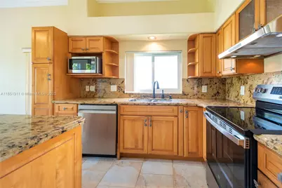 1075 San Luis Rey, Weston, FL 33326 - Photo 5