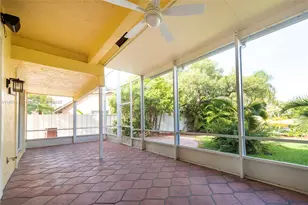 1075 San Luis Rey, Weston, FL 33326 - Photo 25