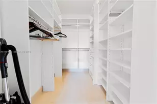 20000 E Country Club Dr, Aventura, FL 33180 - Photo 15