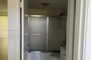 1400 SW 124th Terrace, Pembroke Pines, FL 33027 - Photo 11