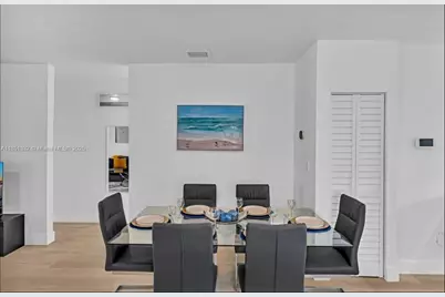 860 NW 17th Ct, Miami, FL 33125 - Photo 19