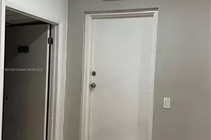 149 Bentley Dr, Miami Springs, FL 33166 - Photo 9