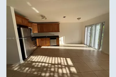1540 NW 45th St #1-4, Deerfield Beach, FL 33064 - Photo 9