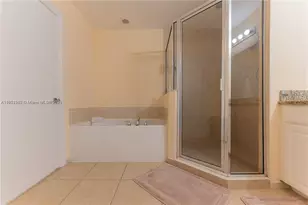 3001 NE 185th St, Aventura, FL 33180 - Photo 35