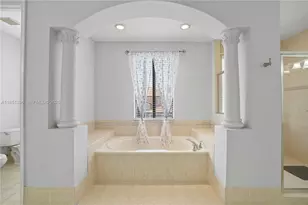 7714 SW 193rd St, Cutler Bay, FL 33157 - Photo 33