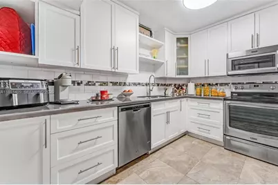4330 Hillcrest Dr #516, Hollywood, FL 33021 - Photo 3