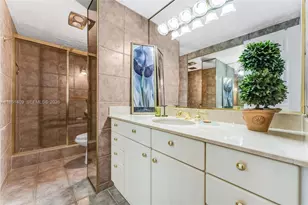 4330 Hillcrest Dr, Hollywood, FL 33021 - Photo 25