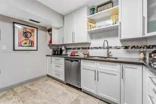 4330 Hillcrest Dr, Hollywood, FL 33021 - Photo 17