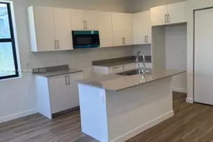 1037 NW 1st Ave, Florida City, FL 33034 - Photo 5