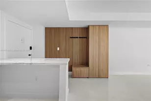 999 Brickell Bay Dr, Miami, FL 33131 - Photo 9