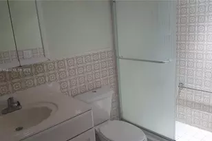 3860 NE 170th St, North Miami Beach, FL 33160 - Photo 7