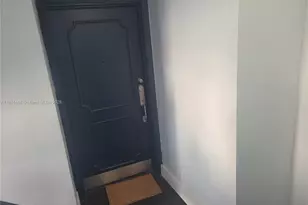 3860 NE 170th St, North Miami Beach, FL 33160 - Photo 11