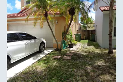 2060 SE 14th St, Homestead, FL 33035 - Photo 1
