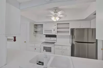7200 E Tropical Way, Plantation, FL 33317 - Photo 25