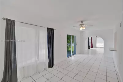 7200 E Tropical Way, Plantation, FL 33317 - Photo 21