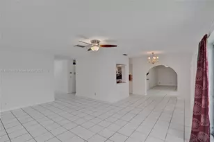 7200 E Tropical Way, Plantation, FL 33317 - Photo 17