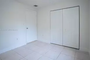 15650 NW 39th Ct, Miami Gardens, FL 33054 - Photo 9