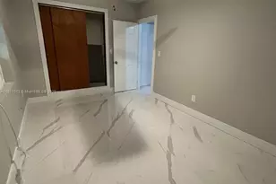 2071 NE 167th St, North Miami Beach, FL 33162 - Photo 9