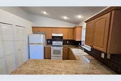 3802 NW 122nd Ter, Sunrise, FL 33323 - Photo 13