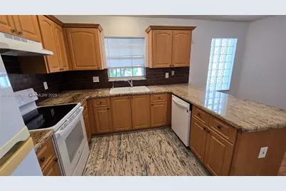 3802 NW 122nd Ter, Sunrise, FL 33323 - Photo 15