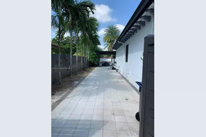 19260 SW 134 Ave Rd, Miami, FL 33177 - Photo 13