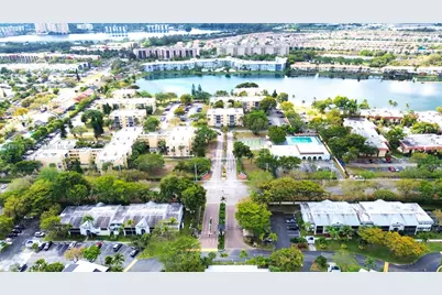 942 NE 199th St #302, Miami, FL 33179 - Photo 19