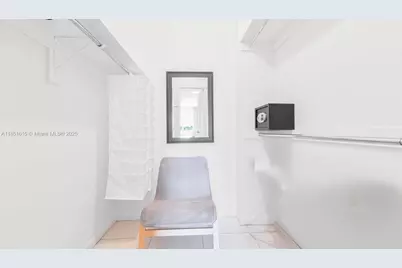 5601 Collins Ave #521, Miami Beach, FL 33140 - Photo 17