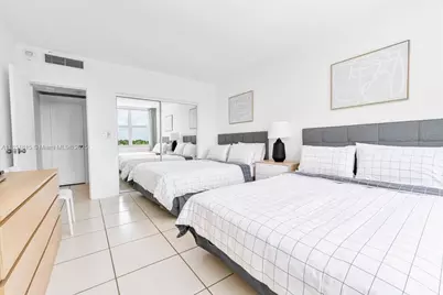 5601 Collins Ave #521, Miami Beach, FL 33140 - Photo 19