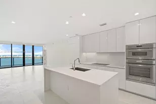 700 NE 24th St, Miami, FL 33137 - Photo 7