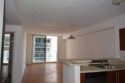 5091 NW 7th St #711, Miami, FL 33126 - Photo 7
