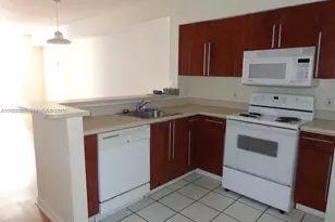 5091 NW 7th St, Miami, FL 33126 - Photo 17