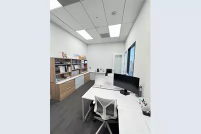 19790 W Dixie Hwy #402, Aventura, FL 33180 - Photo 11