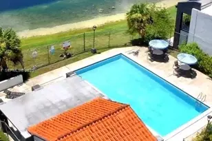 510 W Park Dr, Miami, FL 33172 - Photo 23