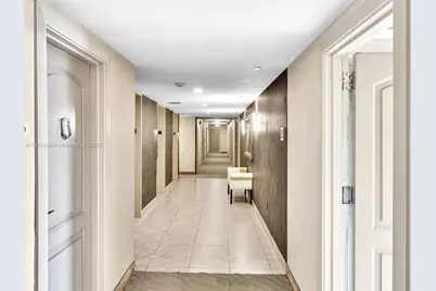 3675 N Country Club Dr #707, Aventura, FL 33180 - Photo 27