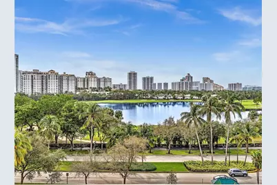 3675 N Country Club Dr #707, Aventura, FL 33180 - Photo 5
