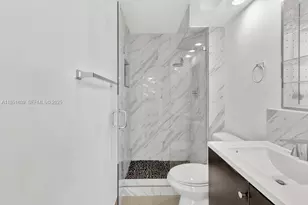 494 NW 165th St Rd, Miami, FL 33169 - Photo 21