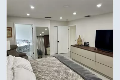 11 NE 151st St, Miami, FL 33162 - Photo 29