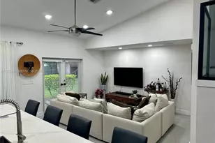 11 NE 151st St, Miami, FL 33162 - Photo 21