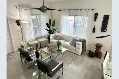 11 NE 151st St, Miami, FL 33162 - Photo 9