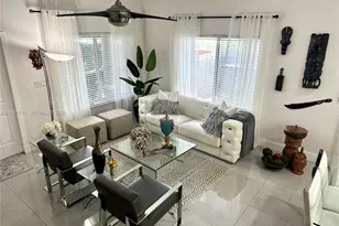 11 NE 151st St, Miami, FL 33162 - Photo 9