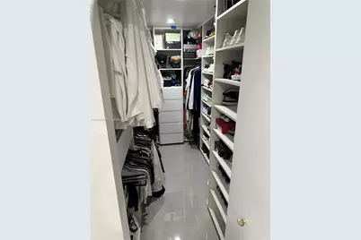 11 NE 151st St, Miami, FL 33162 - Photo 39