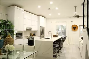 11 NE 151st St, Miami, FL 33162 - Photo 17