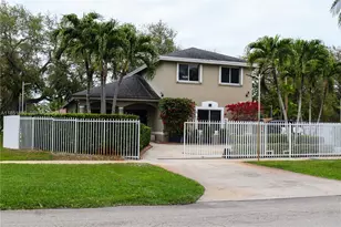 11 NE 151st St, Miami, FL 33162 - Photo 3